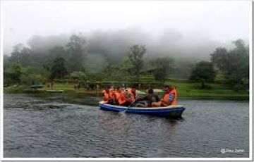 Beautiful Athirampuzha Friends Tour Package for 3 Days