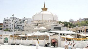 Family Getaway 7 Days Delhi Agra Jaipur Pushkar Ajmer Romantic Vacation Package