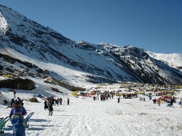 7 Days 6 Nights Delhi to Manali Hill Stations Tour Package