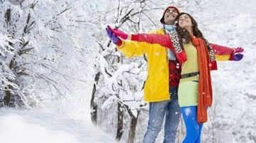 Magical 4 Days Delhi to Manali Honeymoon Tour Package