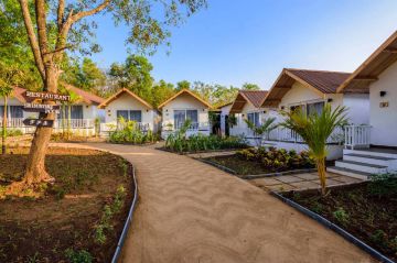 Pleasurable 3 Days Goa, India to South Goa Honeymoon Holiday Package