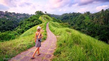 Ecstatic 5 Days Delhi to Bali Tour Package