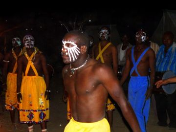 4 Days Ahmedabad, Akshardham, Sasan Gir and Diu Water Sport Trip Package