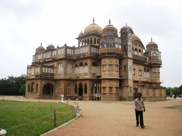 4 Days 3 Nights Bhuj to Narayan Sarovar Culture and Heritage Tour Package