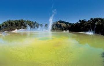 Magical 7 Days Delhi to Auckland River Vacation Package