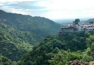 Ecstatic Parwanoo Tour Package from Delhi