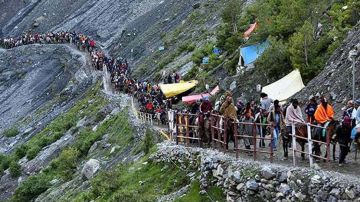 Family Getaway 3 Days Srinagar Family Tour Package