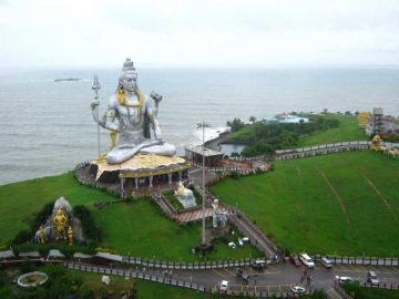 4 Days 3 Nights Mangaluru to Murdeshwar Luxury Tour Package