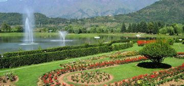 Best 4 Days 3 Nights Kashmir Rafting Holiday Package