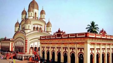 Family Getaway Kolkata Friends Tour Package for 3 Days