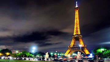 10 Days 9 Nights Paris to Lucerne Luxury Tour Package