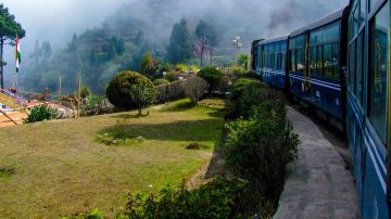 Magical 4 Days Darjeeling with Mirik Trip Package