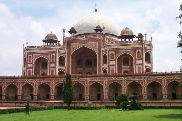 Family Getaway 2 Days Delhi to Agra Historical Places Tour Package