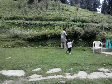 Heart-warming 6 Days Delhi to Kullu Family Trip Package