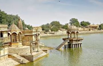 Family Getaway 4 Days Jaipur to Jaisalmer Desert Tour Package