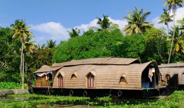 5 Days 4 Nights Kochi to Alleppey Family Vacation Package