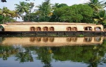 Family Getaway 6 Days Madurai to Kanyakumari Honeymoon Trip Package