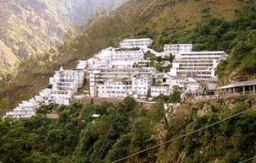 4 Days 3 Nights Mata Veshno Devi Darshan Historical Places Trip Package
