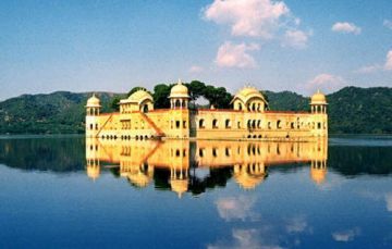 Memorable 5 Days 4 Nights Delhi Tour Package
