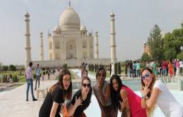 Magical 2 Days Delhi to Vrindavan Vacation Package