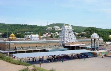 Family Getaway 4 Days 3 Nights Srisailam Family Tour Package