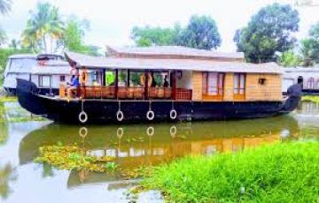Amazing Alleppey Tour Package for 2 Days from Kerala, India