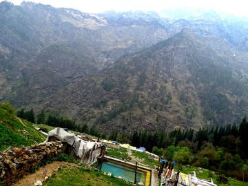 4N/5D Kasol Kheerganga Tosh Tour