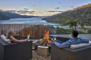 Experience 14 Days India to Rotorua Trip Package