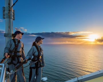 Ecstatic 11 Days 10 Nights Sydney Romantic Tour Package