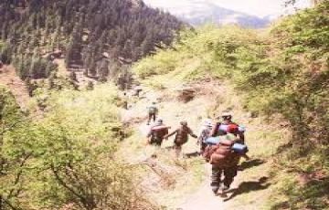 Amazing 6 Days 5 Nights Kheer Ganga Mountain Vacation Package