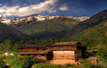 Amazing 6 Days 5 Nights Kheer Ganga Mountain Vacation Package