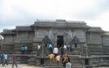 Family Getaway 3 Days Bengaluru to Chikmagalur Yagatchi Belur Halibed Culture and Heritage Tour Package
