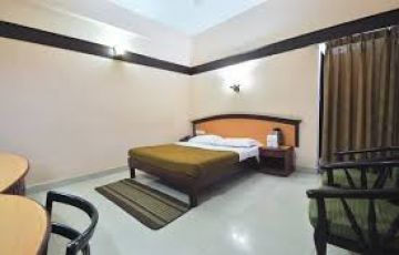 Heart-warming 3 Days New Delhi to Munnar Holiday Package