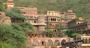 DELHI NEEMRANA WEEKEND TOUR PACKAGE 2 NIGHTS AND 3 DAYS