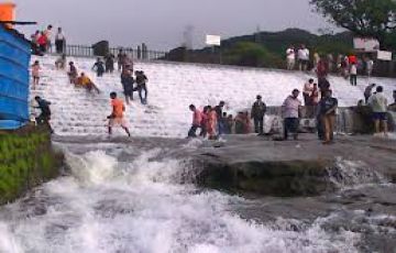 Experience 3 Days 2 Nights Mumbai - Lonavala - Mumbai Trip Package