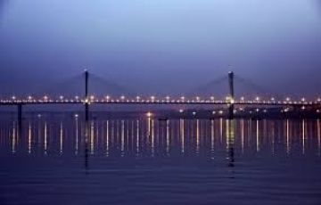 Heart-warming 3 Days 2 Nights Varanasi - Allahabad - Varanasi Tour Package