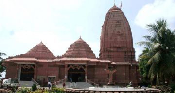 Magical Saputara Weekend Getaways Tour Package for 3 Days