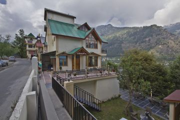 Pleasurable 4 Days Manali Rafting Vacation Package