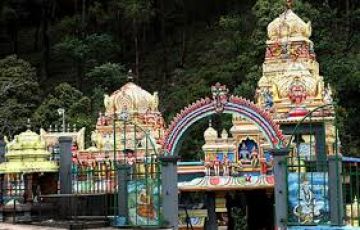 Memorable 5 Days Negombo to Matale Religious Trip Package