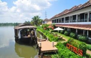 Heart-warming 3 Days Alleppey Spa and Wellness Tour Package