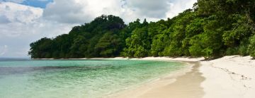 Amazing 4 Days Kolkata to Port Blair Family Tour Package