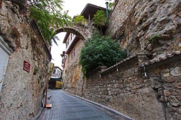 12 Days 11 Nights ISTANBUL - GALLIPOLI - TROY - PERGAMUM - KUSADASI - EPHESUS - PAMUKKALE - ANTALYA - KONYA - CAPPADOCIA - ANKARA Tour Package