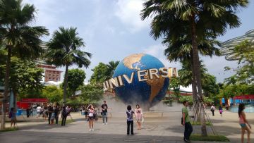 5 Days 4 Nights Any to Sentosa Monument Vacation Package