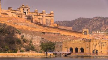 Experience 4 Days Delhi to Jaipur Beach Vacation Package