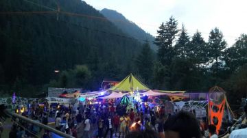 Best Malana Tour Package for 3 Days 2 Nights