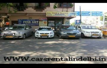 Heart-warming 2 Days Delhi Monastery Vacation Package