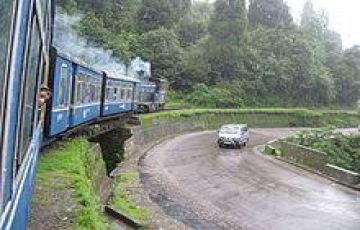 5 Days 4 Nights Gangtok and Darjeeling Mountain Trip Package
