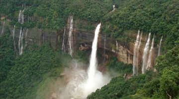 7 Days 6 Nights Guwahati, Shillong, Umiam and Dawki Luxury Trip Package