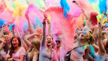 Family Getaway 7 Days Agra Friends Vacation Package