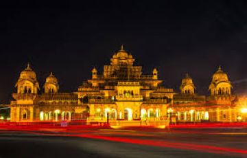 Beautiful JAIPUR Friends Tour Package for 3 Days